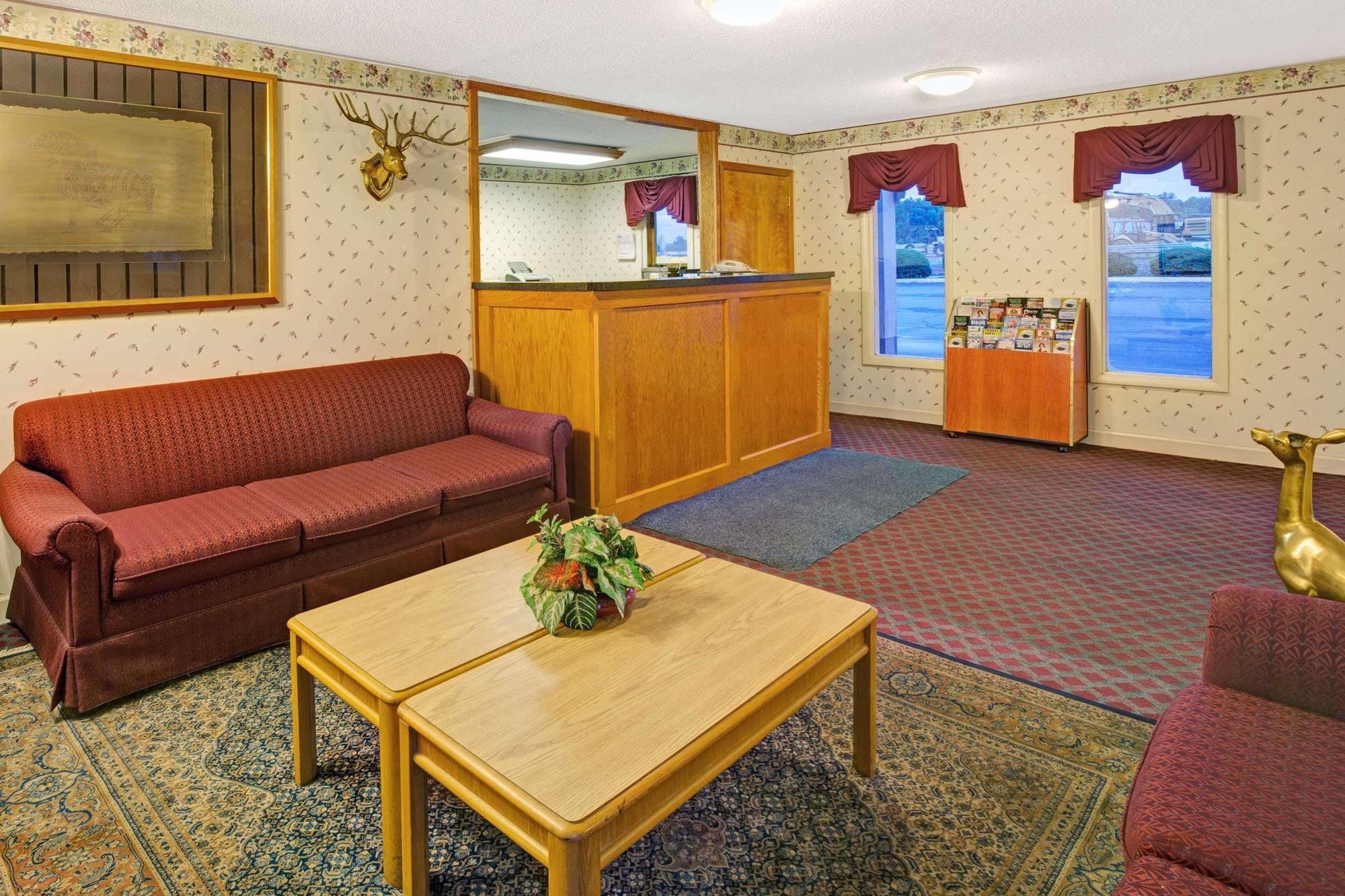 Days Inn By Wyndham Statesville Dış mekan fotoğraf